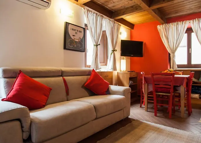 Monolocale Il Tindaro Lägenhet